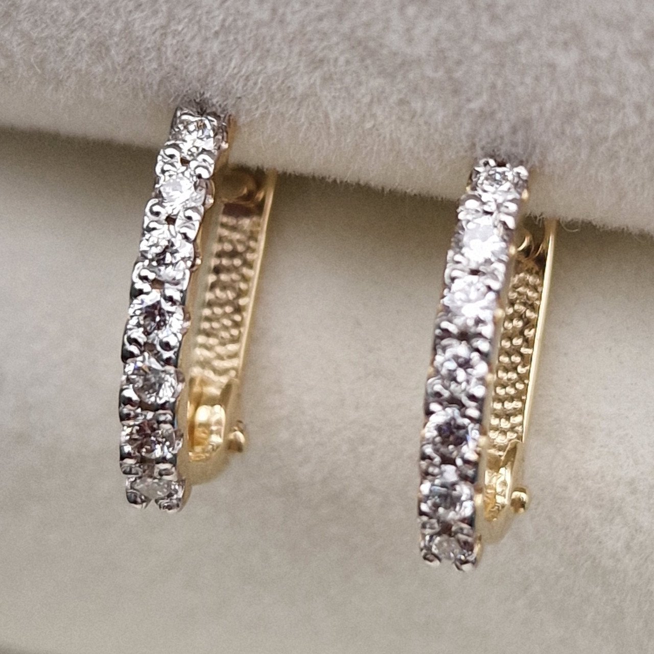 Серьги Deimantas 100358930 1,22гр 0,19ct. купить,NaN