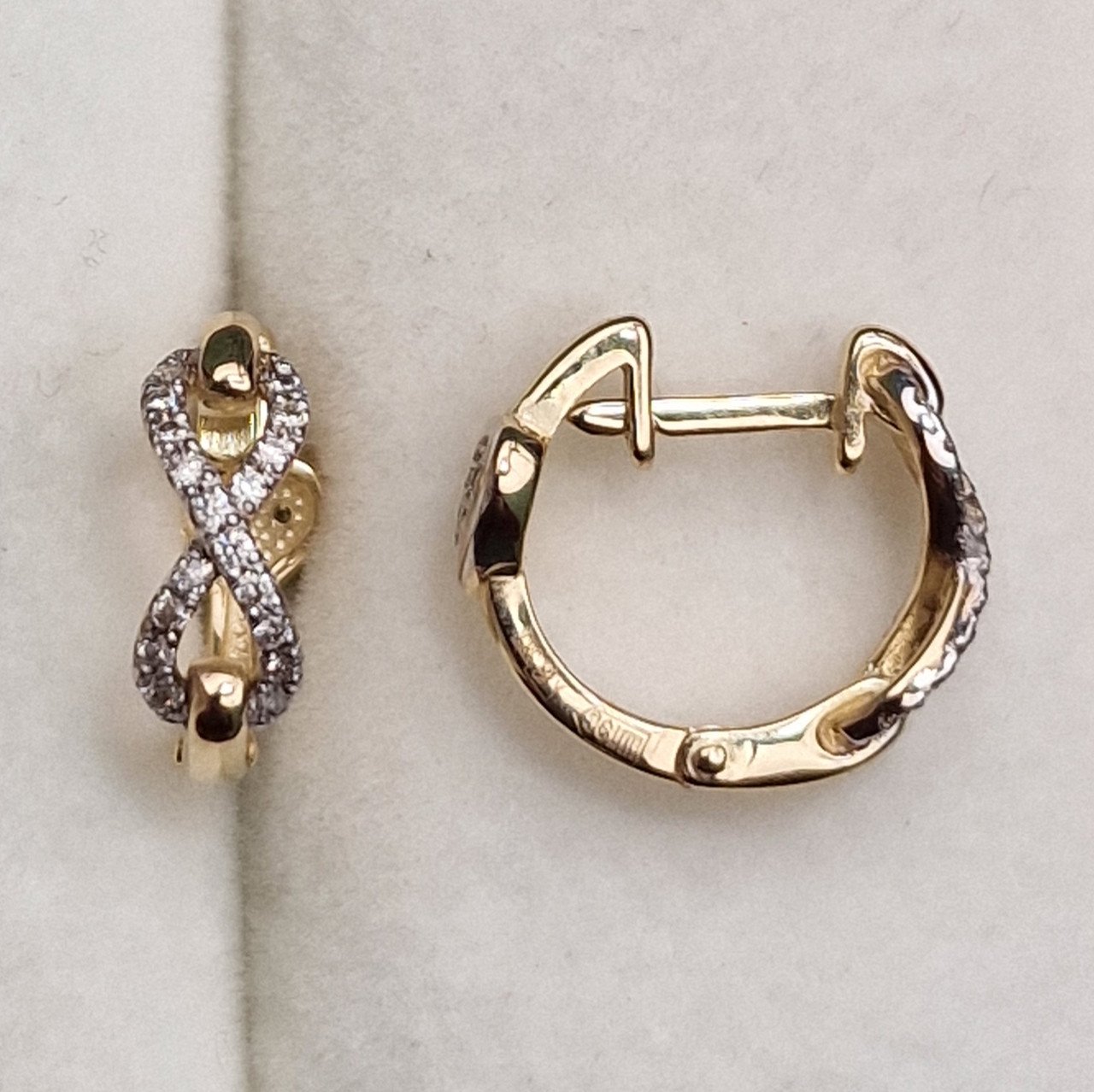 Серьги Deimantas 100358933 2,55гр 0,19ct. купить,NaN
