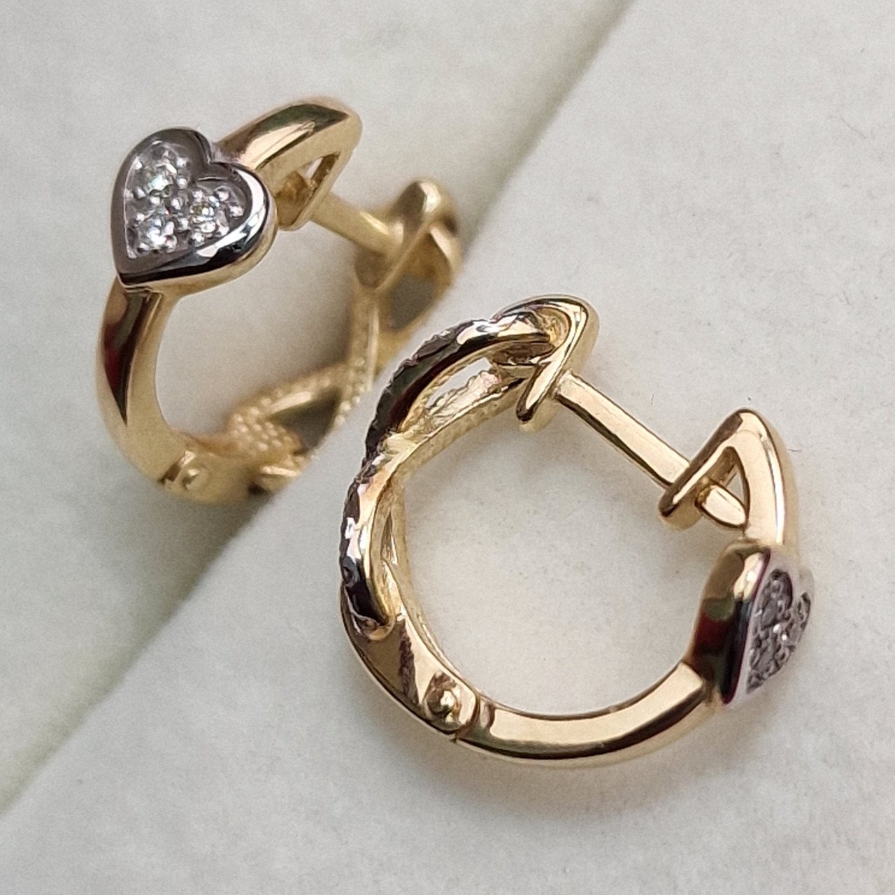 Серьги Deimantas 100358939 2,58гр 0,204ct. купить,NaN
