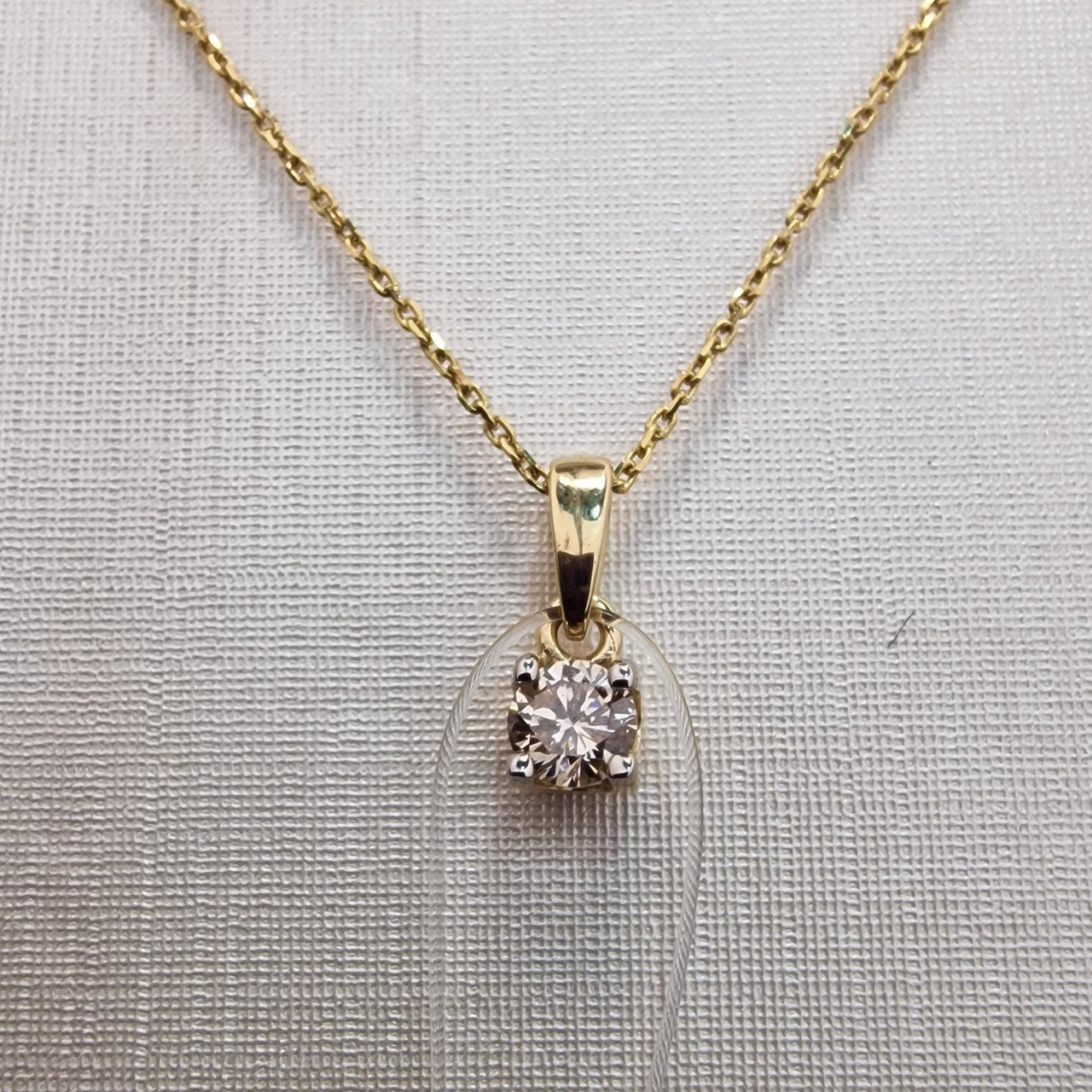 Кулон Deimantas 100067817 0,47гр 0,223ct. купить,NaN