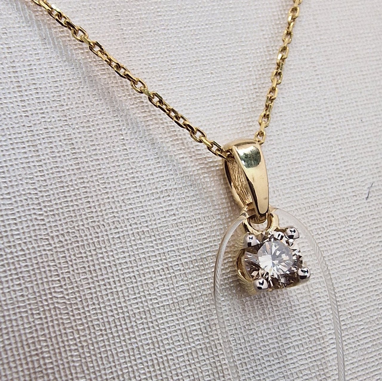 Кулон Deimantas 100067817 0,47гр 0,223ct. купить,NaN