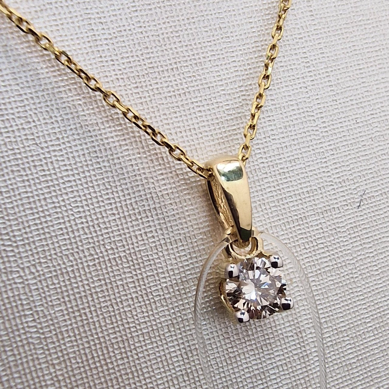 Кулон Deimantas 100067817 0,47гр 0,223ct. купить,NaN