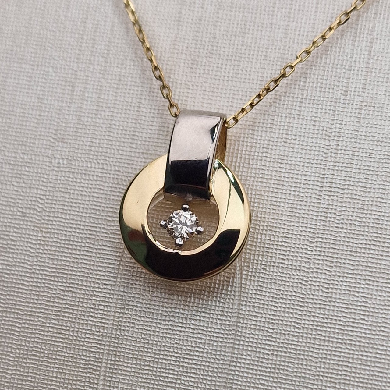 Кулон Deimantas 100067780 0,71гр 0,06ct. купить,NaN