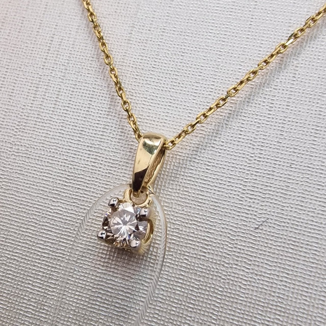 Кулон Deimantas 100067817 0,47гр 0,223ct. купить,NaN
