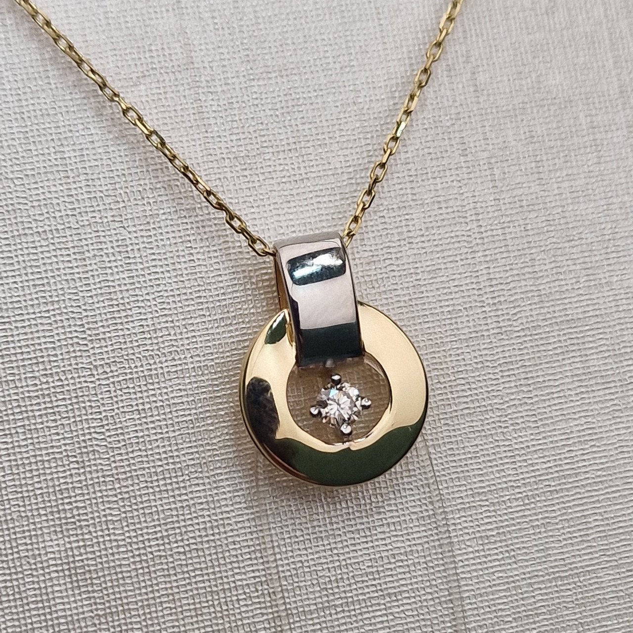 Кулон Deimantas 100067780 0,71гр 0,06ct. купить,NaN
