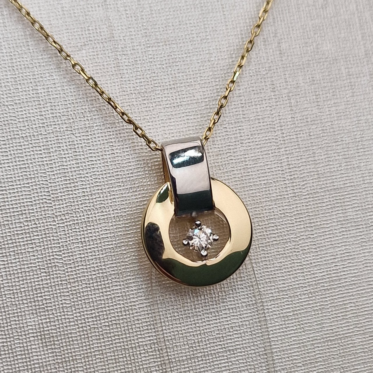 Кулон Deimantas 100067780 0,71гр 0,06ct. купить,NaN