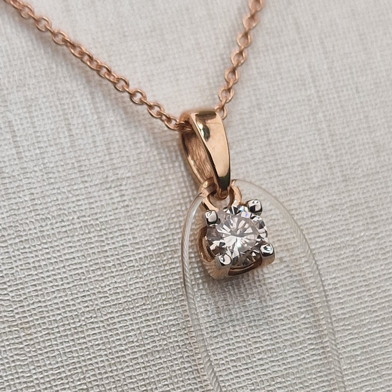 Кулон Deimantas 100067825 0,5гр 0,192ct. купить,NaN