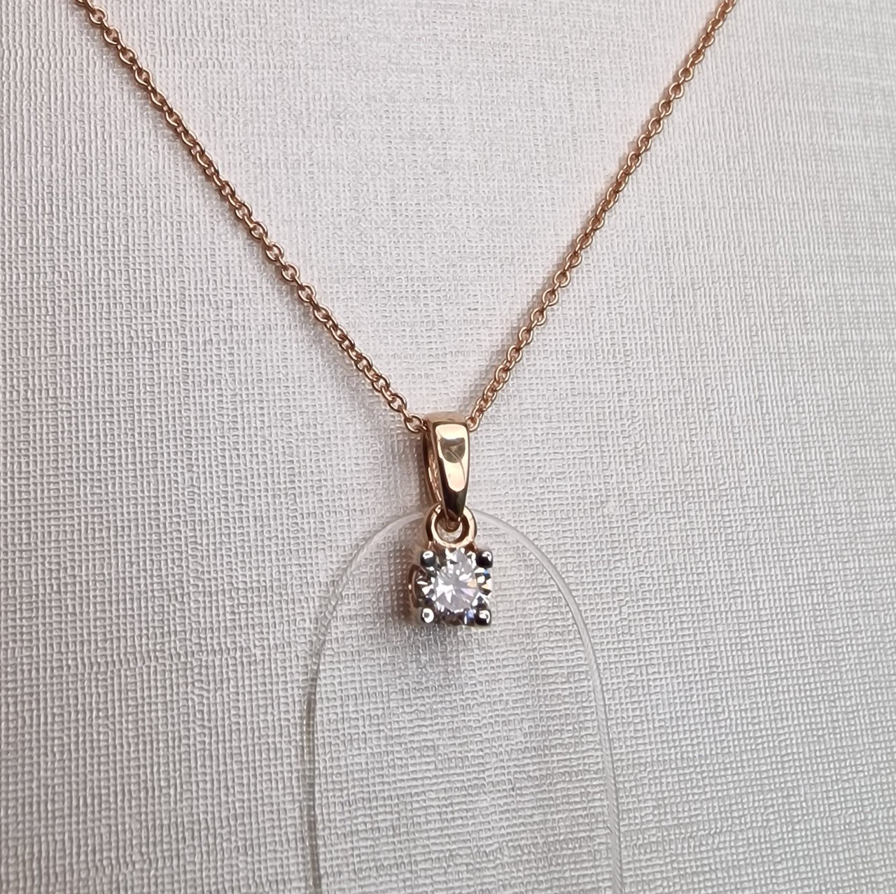 Кулон Deimantas 100067825 0,5гр 0,192ct. купить,NaN