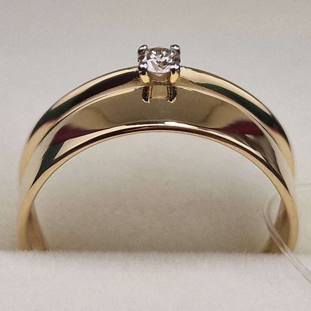 Кольцо Deimantas 100067869 15,5р 1,03гр 0,06ct. купить,NaN