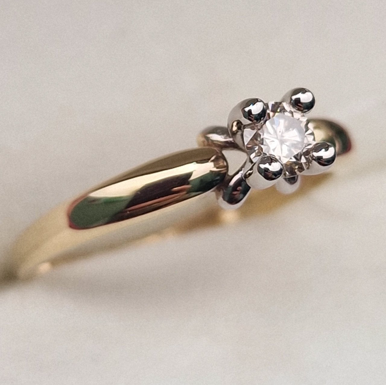 Кольцо Deimantas 100067858 17р 1,56гр 0,20ct. купить,NaN