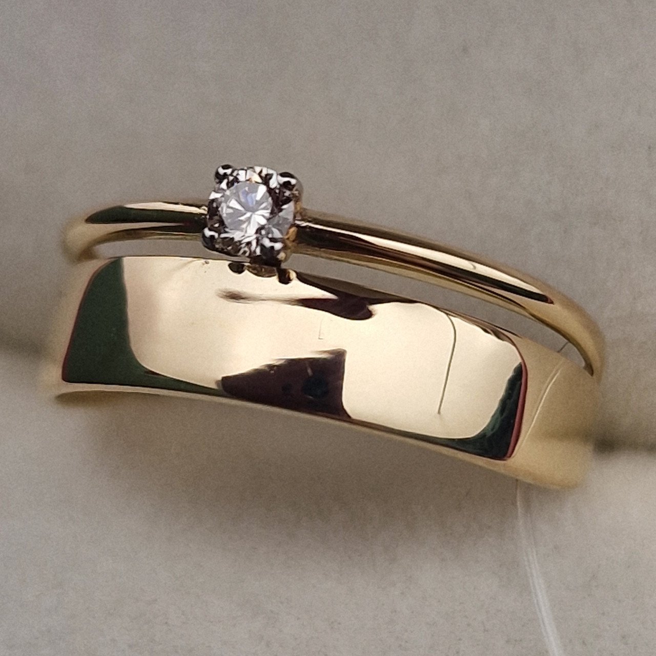 Кольцо Deimantas 100067869 15,5р 1,03гр 0,06ct. купить,NaN