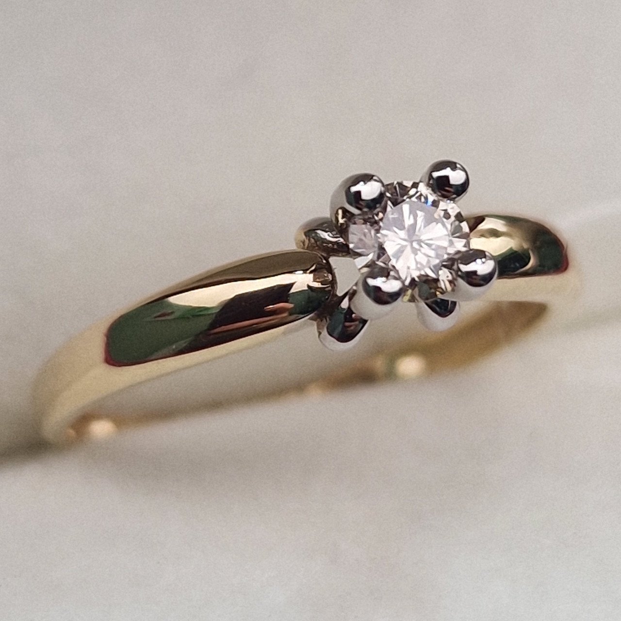 Кольцо Deimantas 100067858 17р 1,56гр 0,20ct. купить,NaN