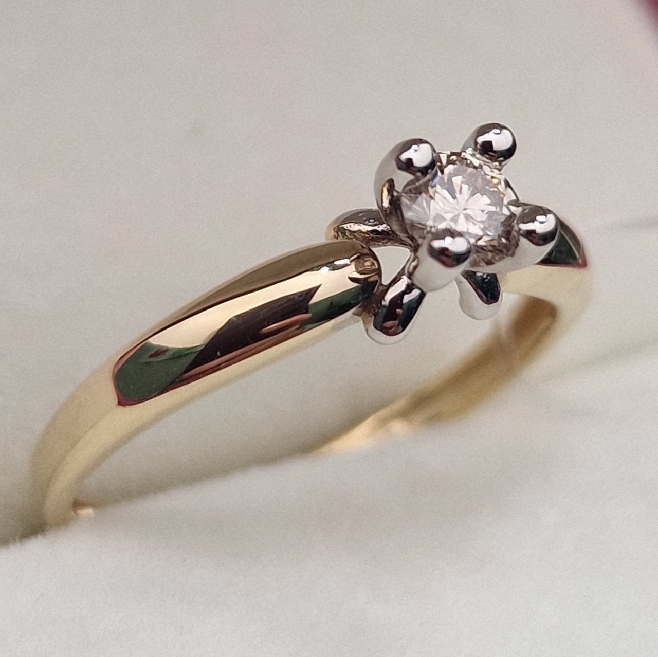 Кольцо Deimantas 100067858 17р 1,56гр 0,20ct. купить,NaN
