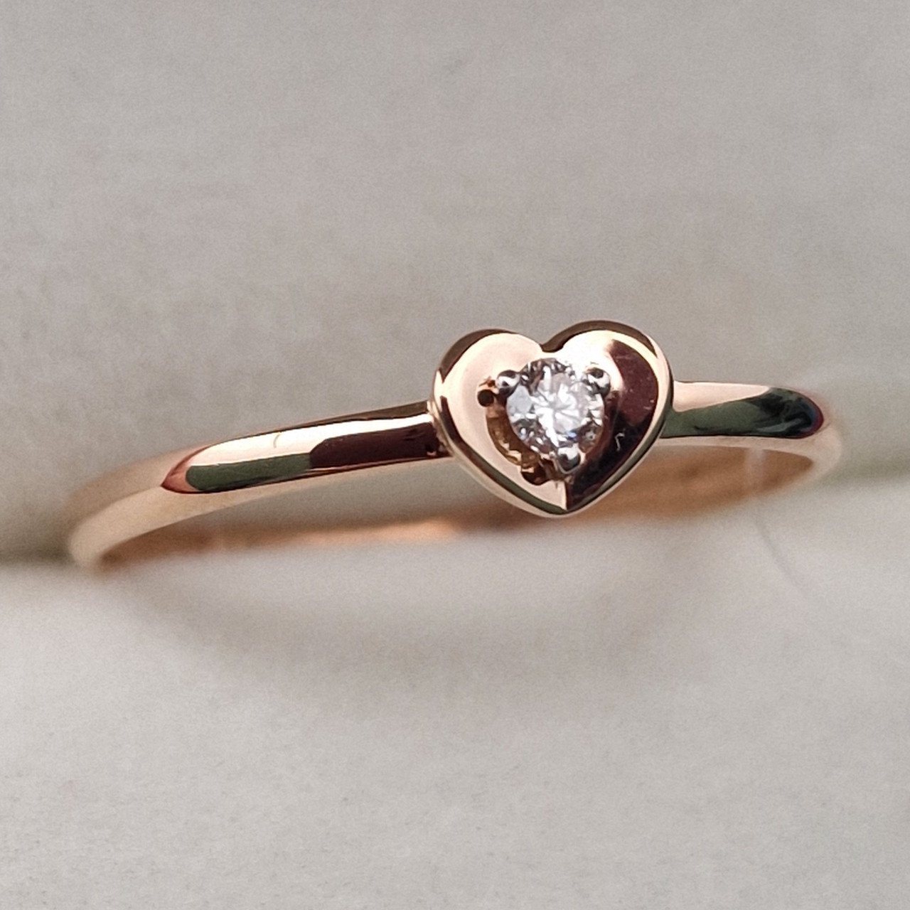 Кольцо Deimantas 100067887 17р 0,81гр 0,04ct. купить,NaN