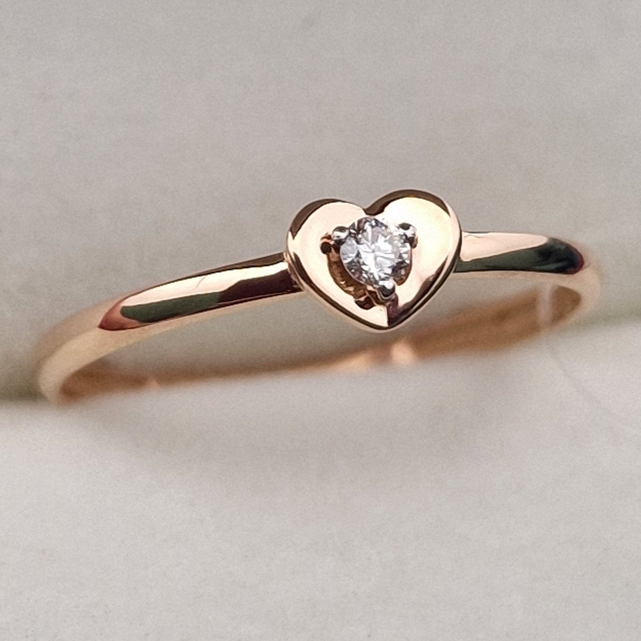 Кольцо Deimantas 100067900 17р 0,8гр 0,03ct. купить,NaN