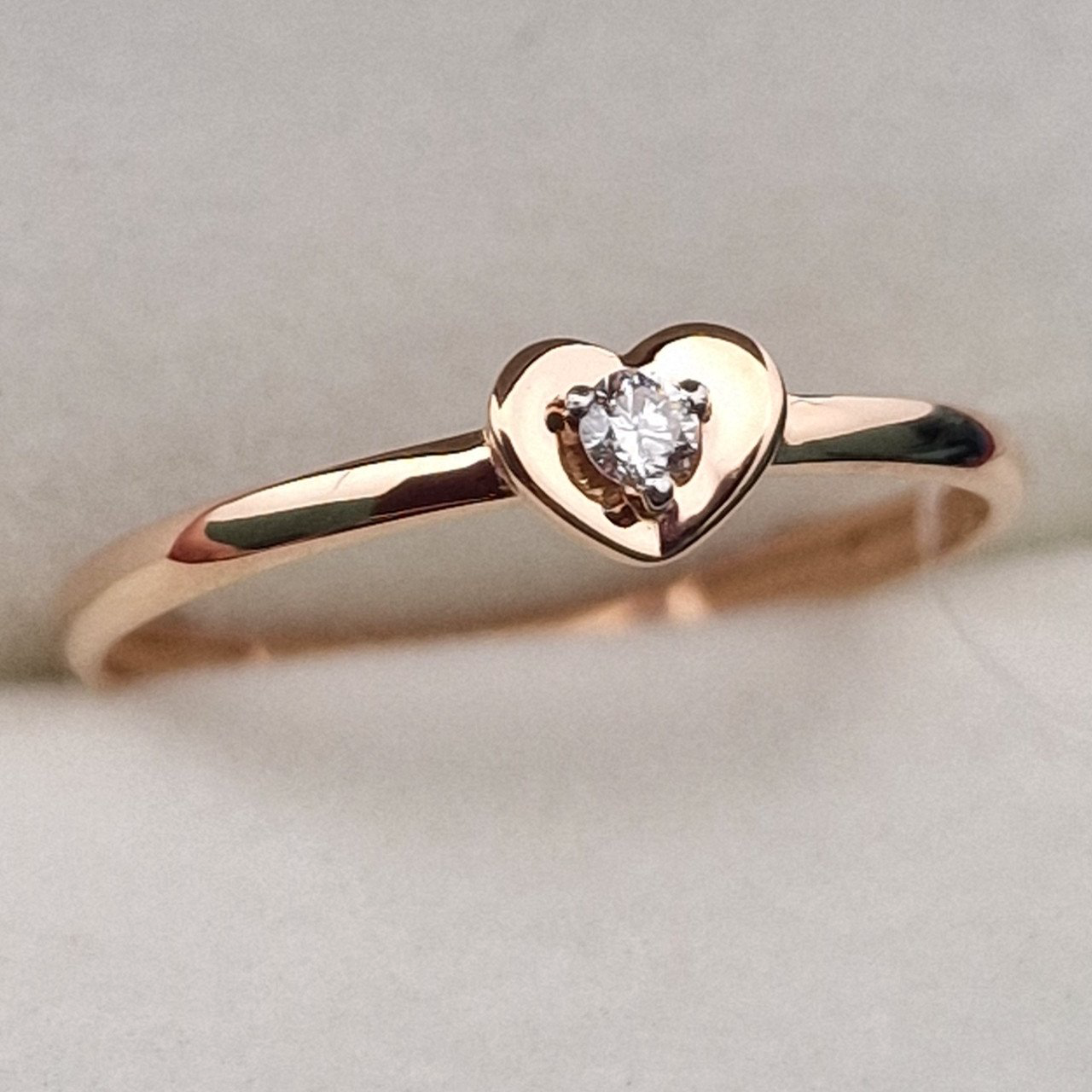 Кольцо Deimantas 100067900 17р 0,8гр 0,03ct. купить,NaN