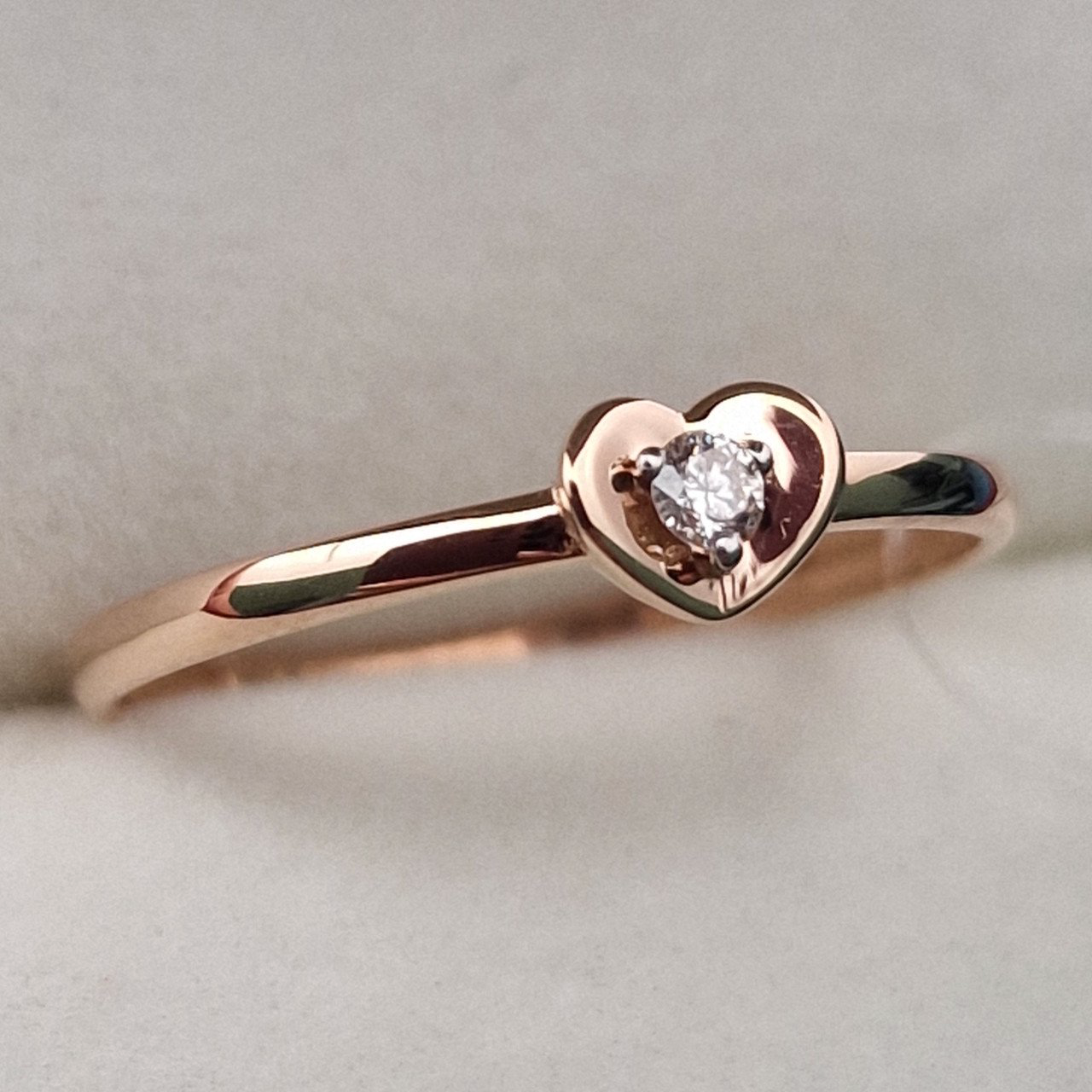 Кольцо Deimantas 100067900 17р 0,8гр 0,03ct. купить,NaN
