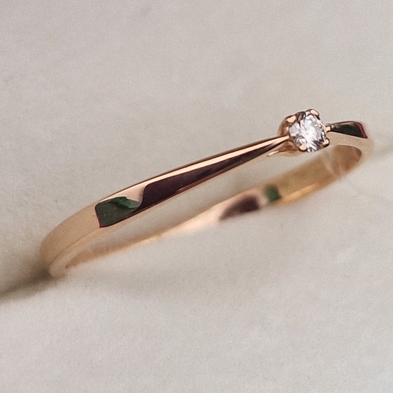 Кольцо Deimantas 100067912 16р 0,84гр 0,03ct. купить,NaN