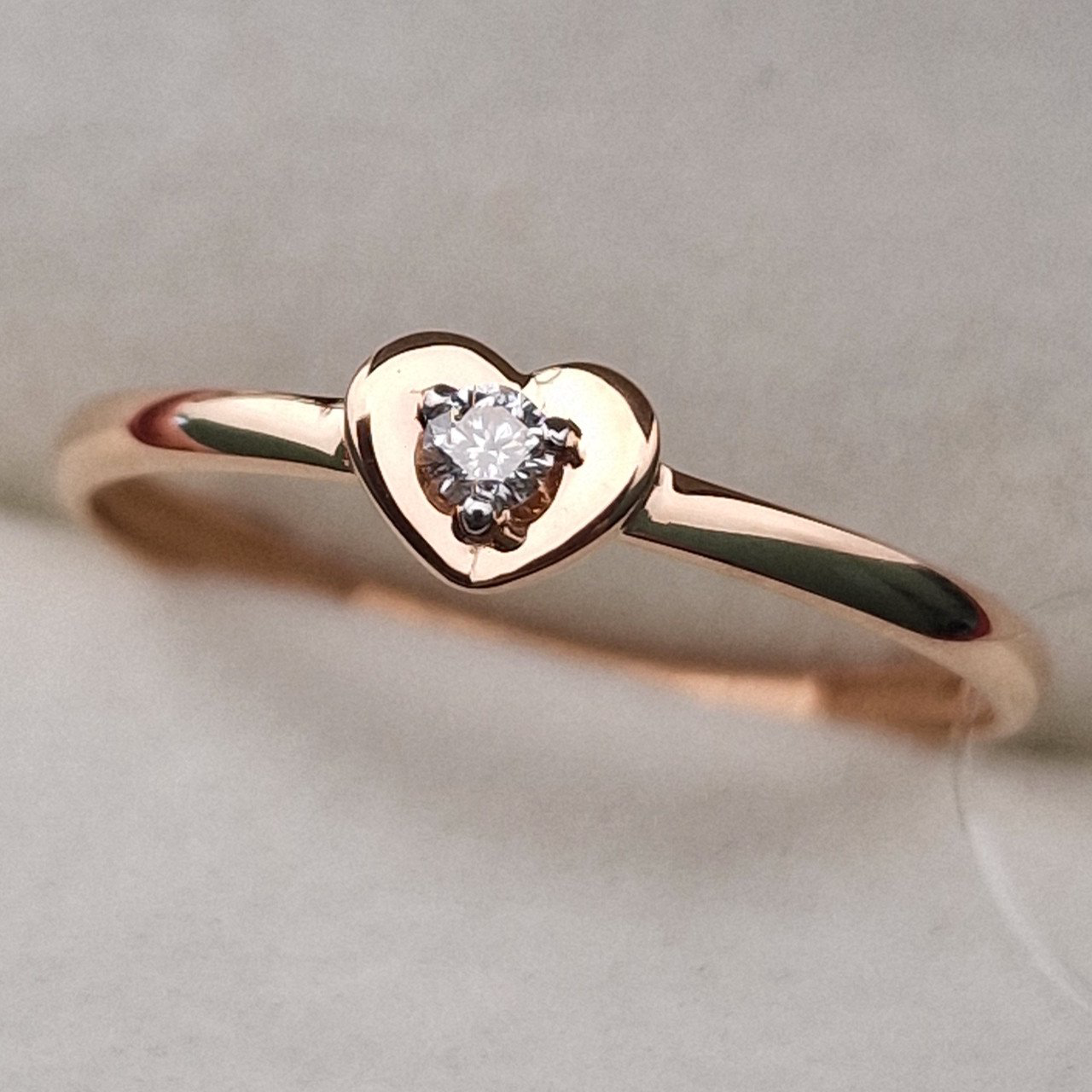 Кольцо Deimantas 100067900 17р 0,8гр 0,03ct. купить,NaN