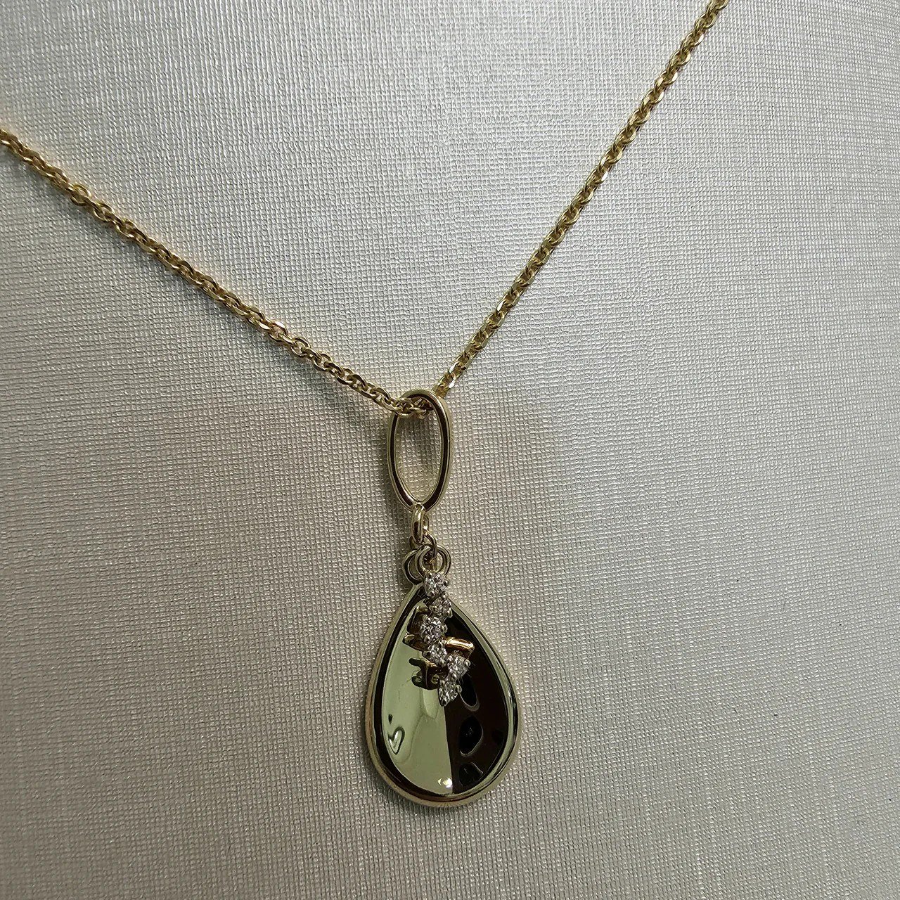 Кулон Deimantas 107107899 1,1гр 0,09ct. купить,NaN
