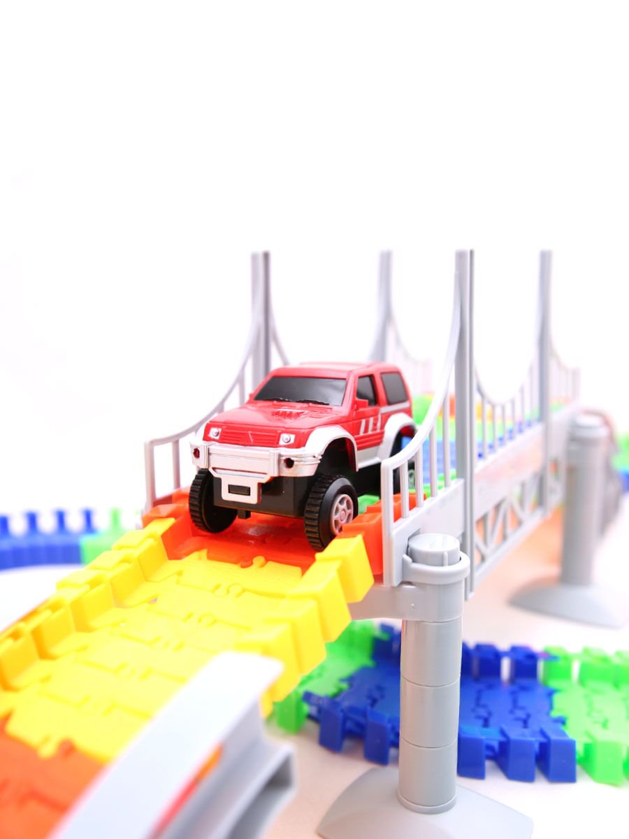 Конструктор Action Track Гибкий автотрек 192 детали 1 машинка купить,NaN