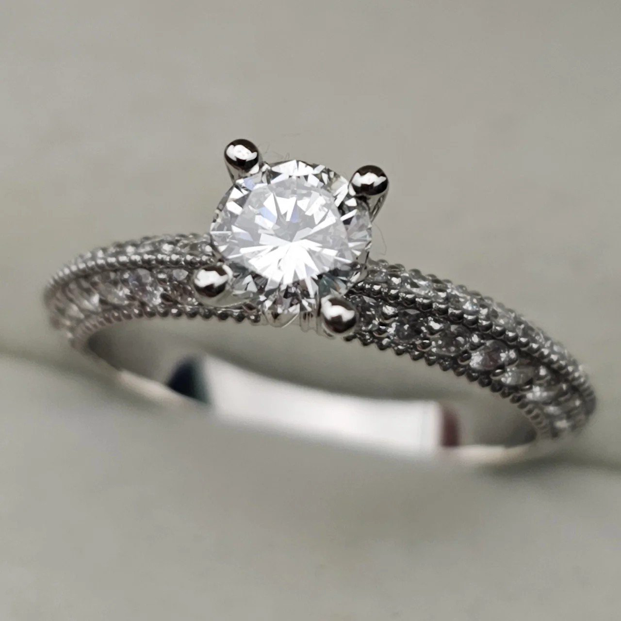 Кольцо Deimantas 107107925 17р 3,17гр 0,87ct. купить,NaN