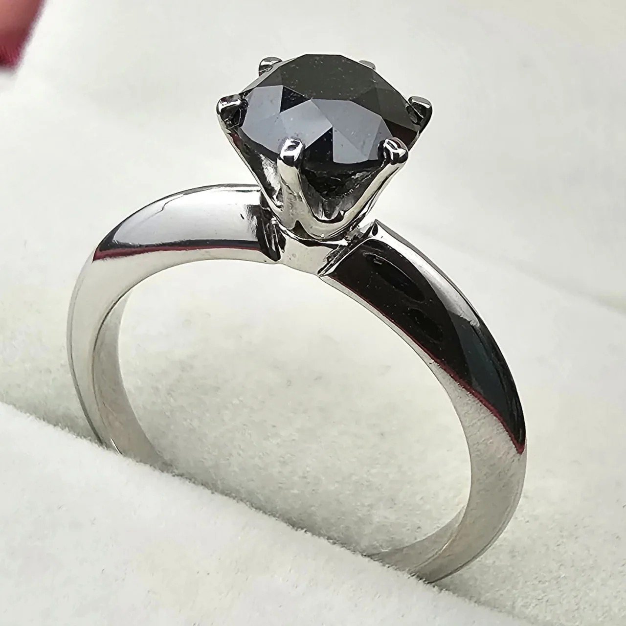 Кольцо Deimantas 107108041 16,5р 1,328гр 1,328ct. купить,NaN