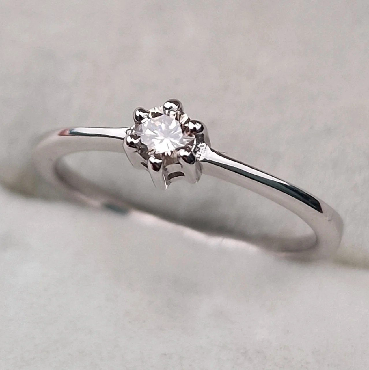 Кольцо Deimantas 106798144 16,5р 1,43гр 0,124ct. купить,NaN