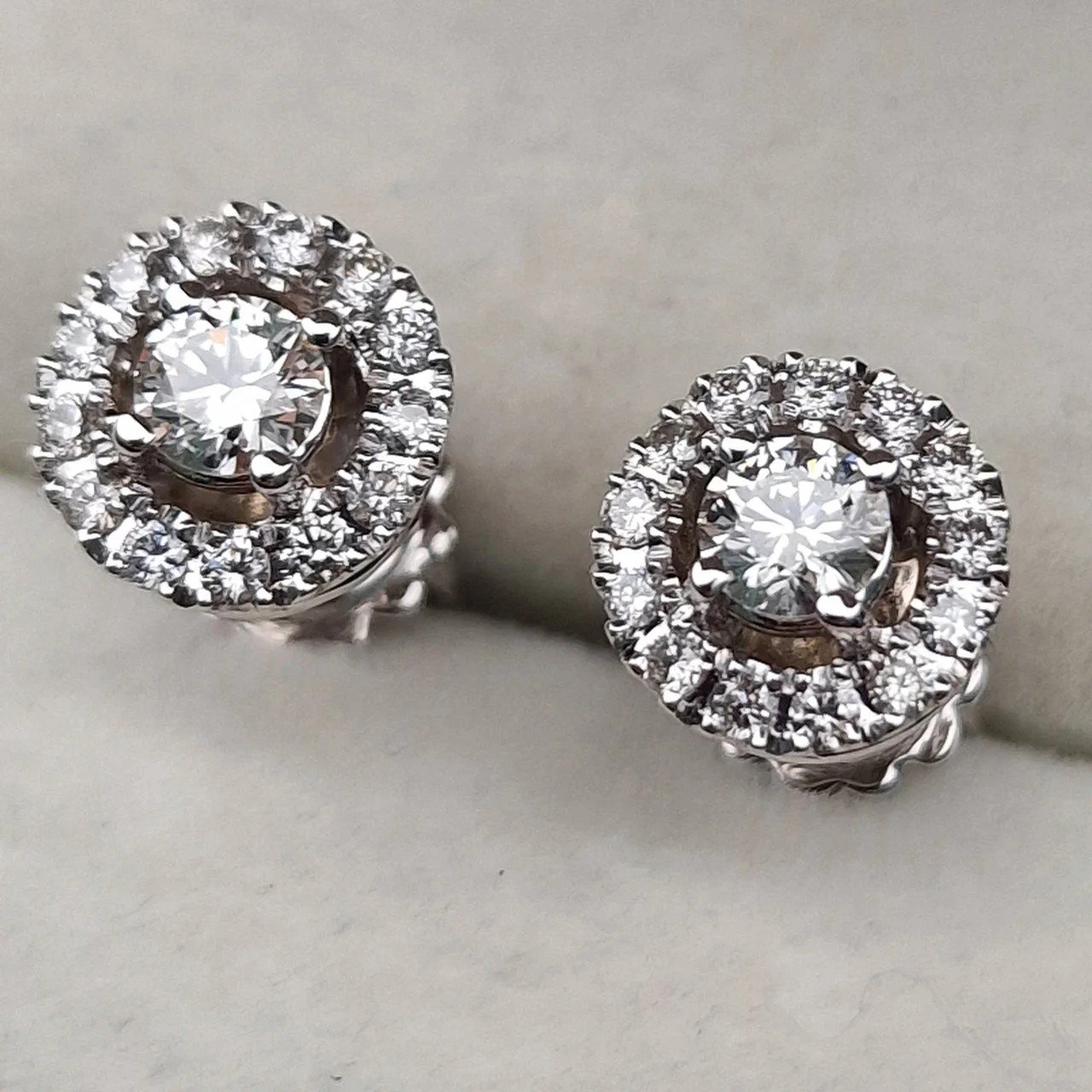Серьги Deimantas 106724096 4,48гр 0,96ct. купить,NaN