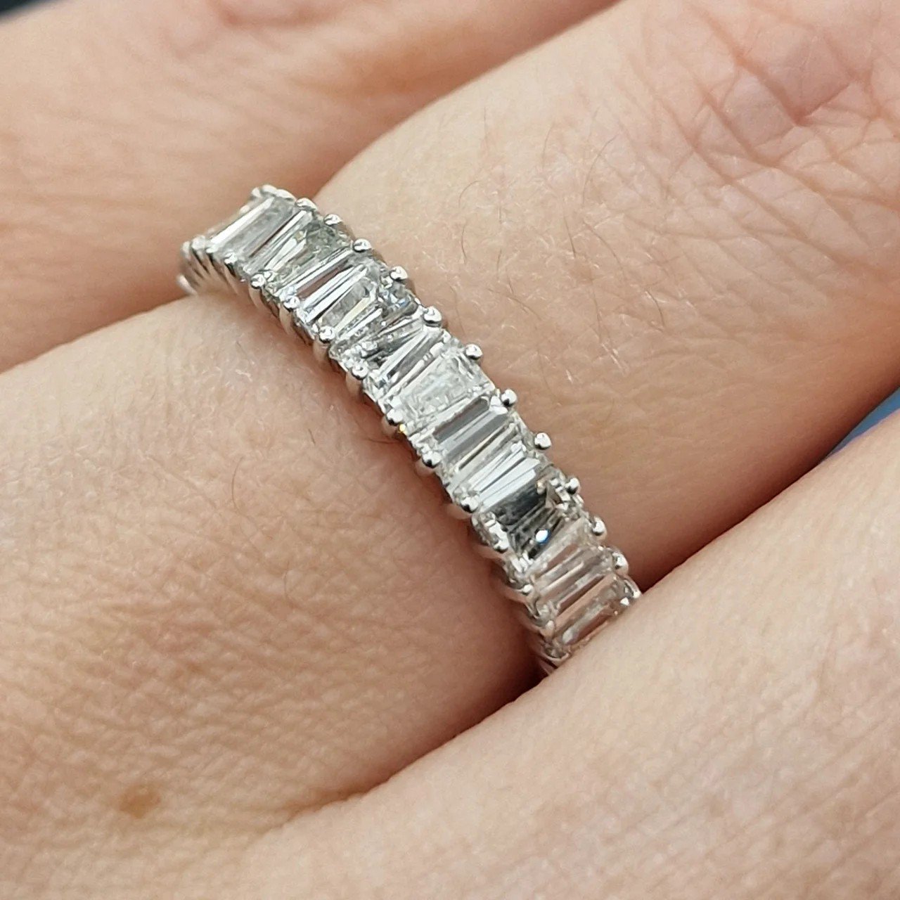 Кольцо Deimantas 106723928 17р 3,14гр 2,25ct. купить,NaN