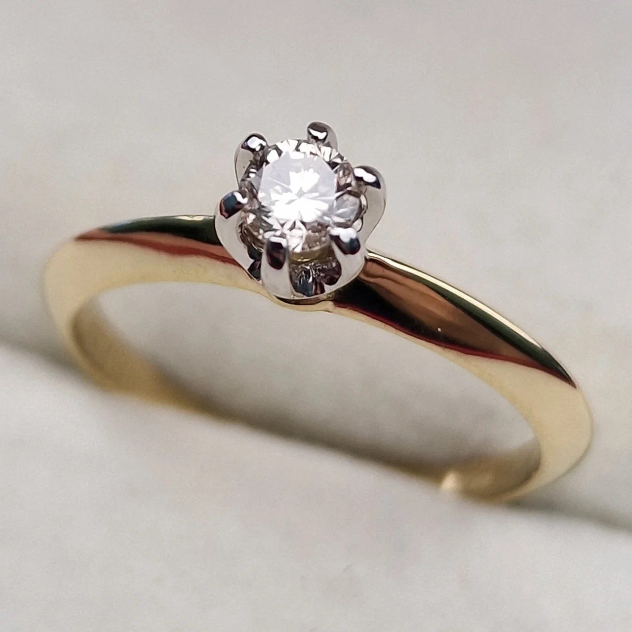 Кольцо Deimantas 106723636 17р 2,48гр 0,22ct. купить,NaN