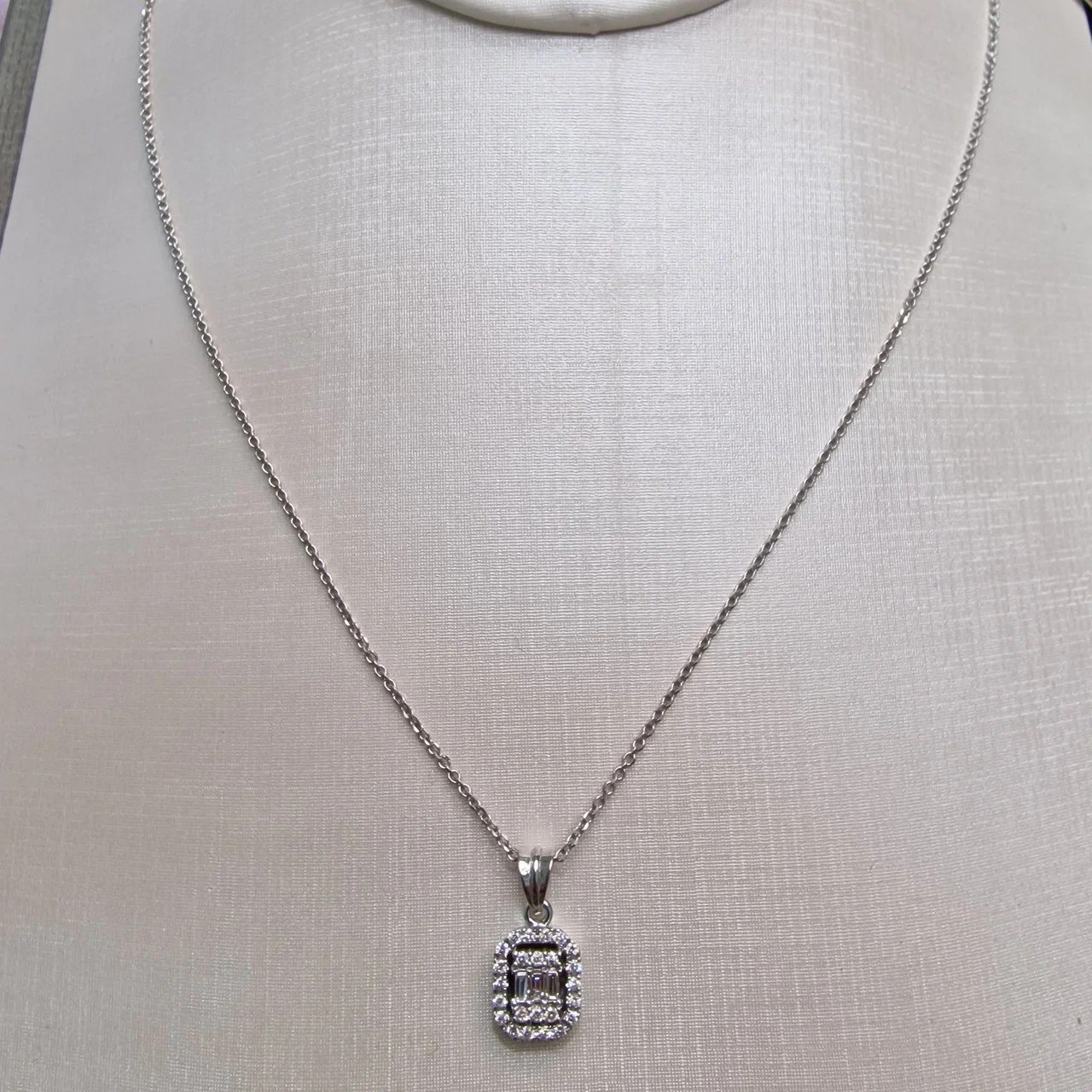 Колье Deimantas 106744679 45см 1,57гр 0,41ct. купить,NaN