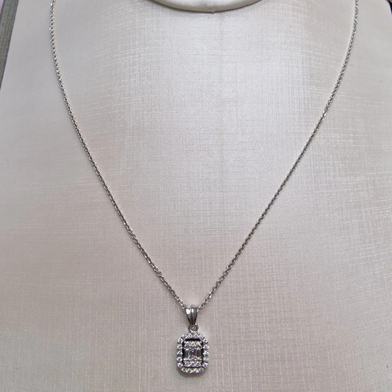 Колье Deimantas 106744679 45см 1,57гр 0,41ct. купить,NaN