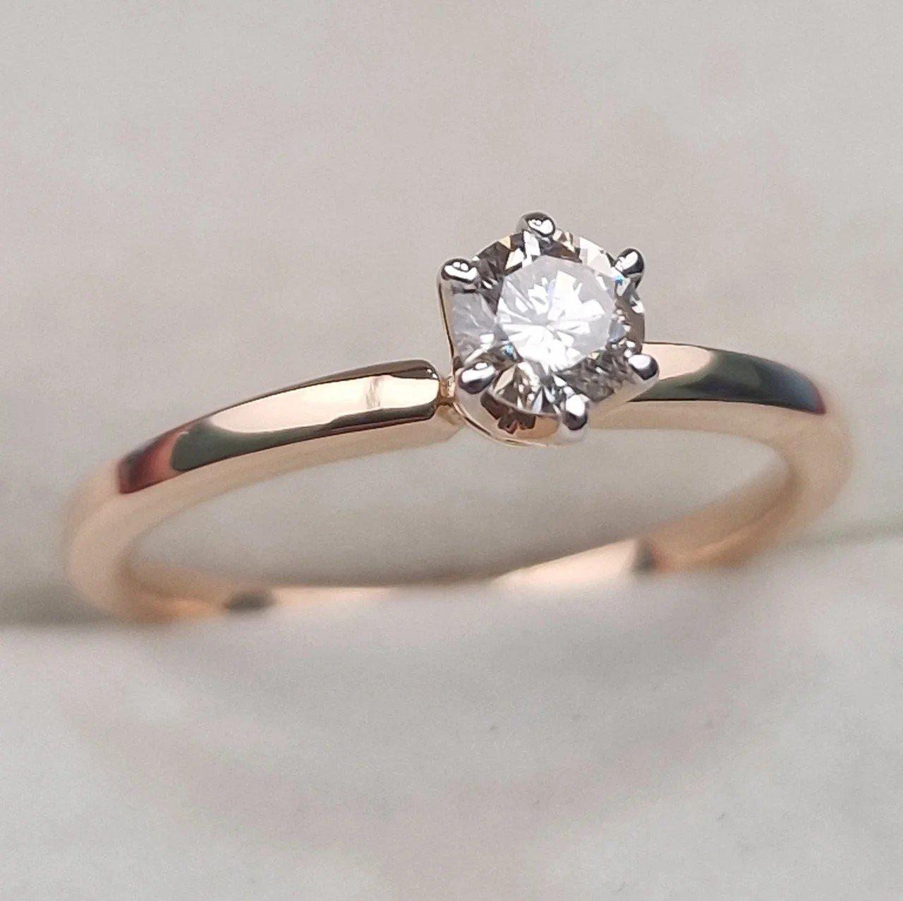 Кольцо Deimantas 106798256 17р 2,16гр 0,28ct. купить,NaN