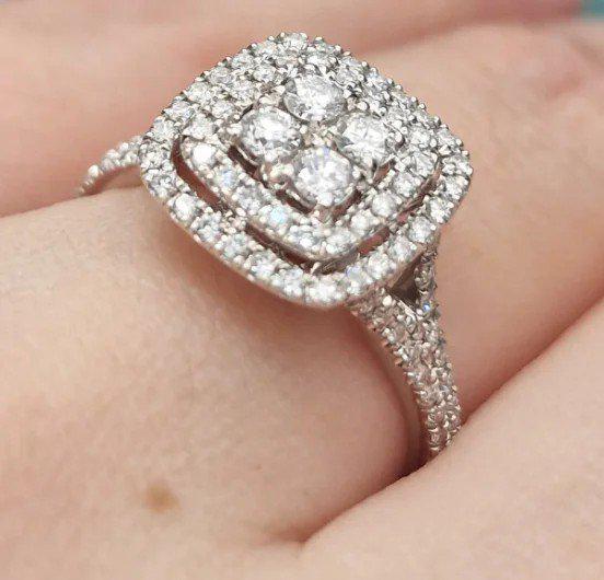 Комплект Deimantas 106621077 17р 0,60ct 1,02ct. купить,NaN