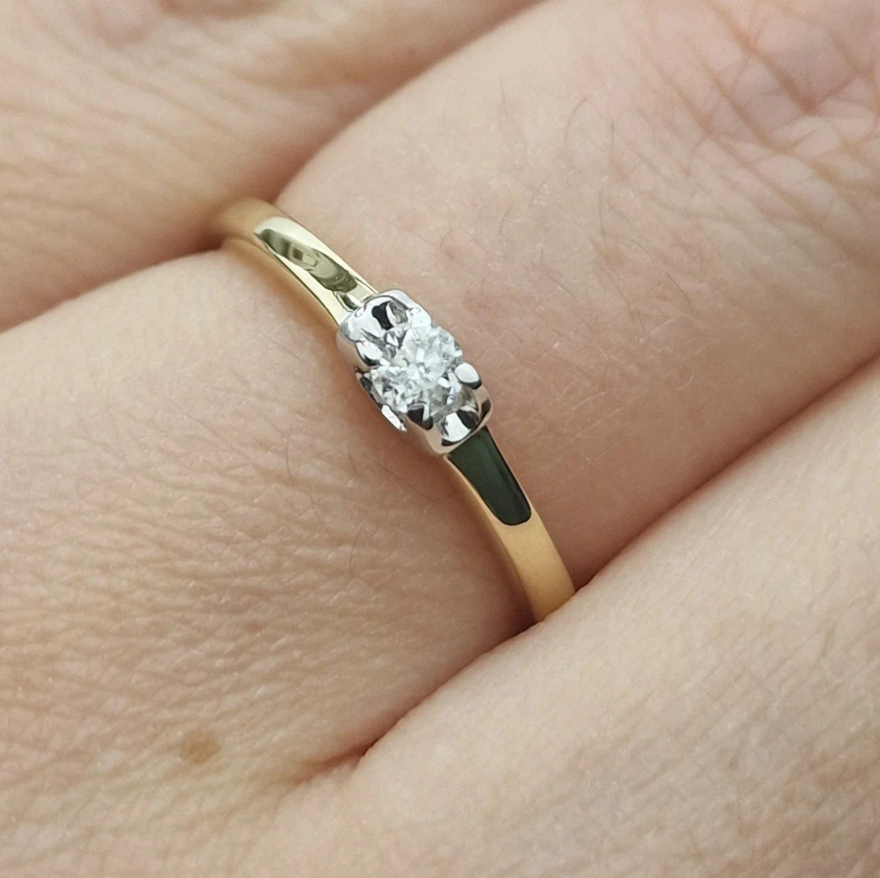 Кольцо Deimantas 106798231 16,5р 1,58гр 0,12ct. купить,NaN