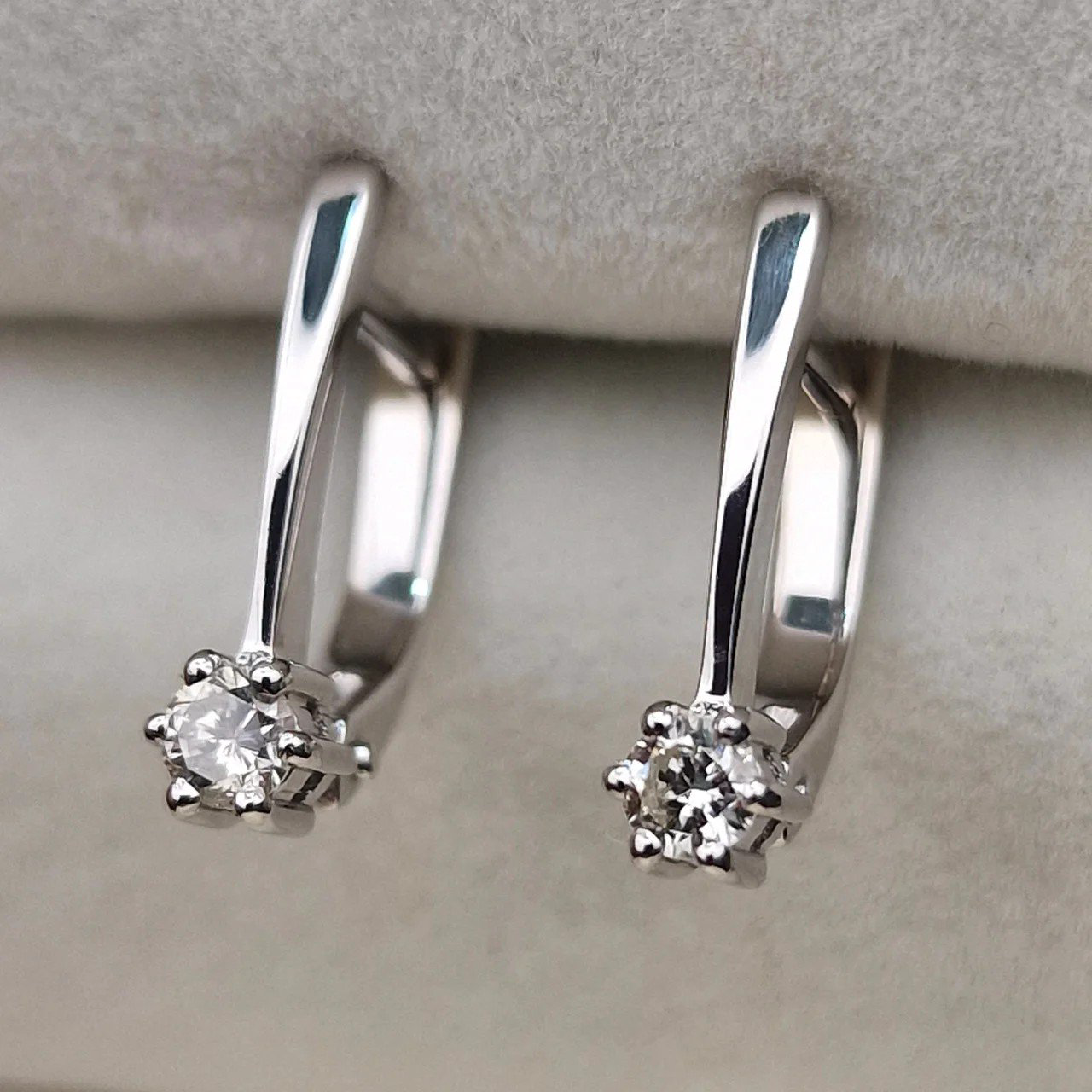 Серьги Deimantas 106798402 2,49гр 0,20ct. купить,NaN