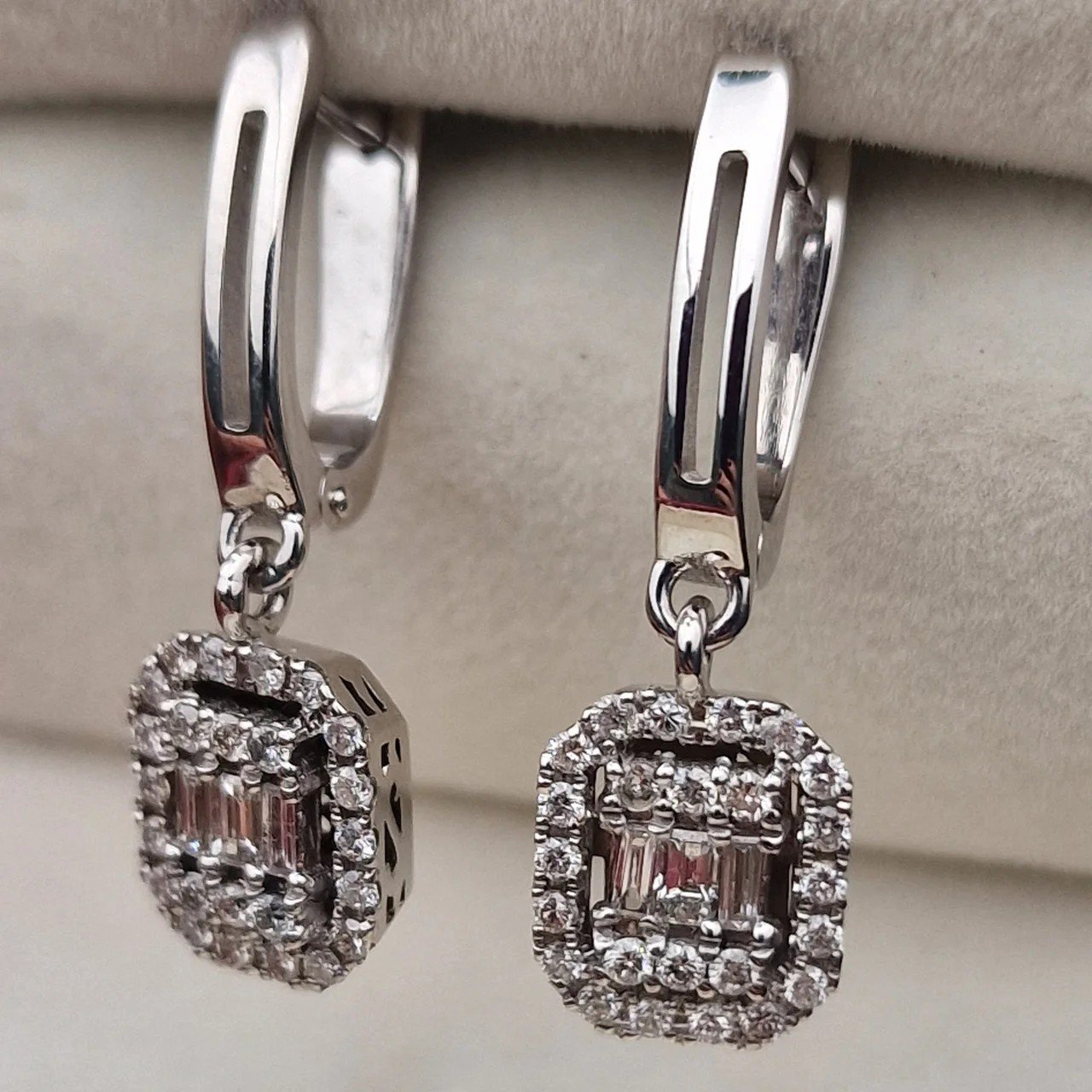 Серьги Deimantas 106744848 4,95гр 0,81ct. купить,NaN