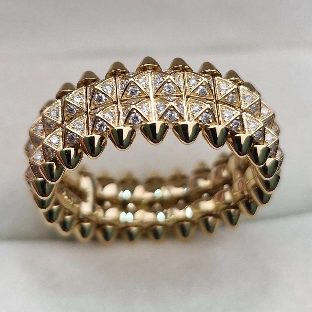 Кольцо Deimantas 106723839 18,5р 10,8гр 0,85ct. купить,NaN