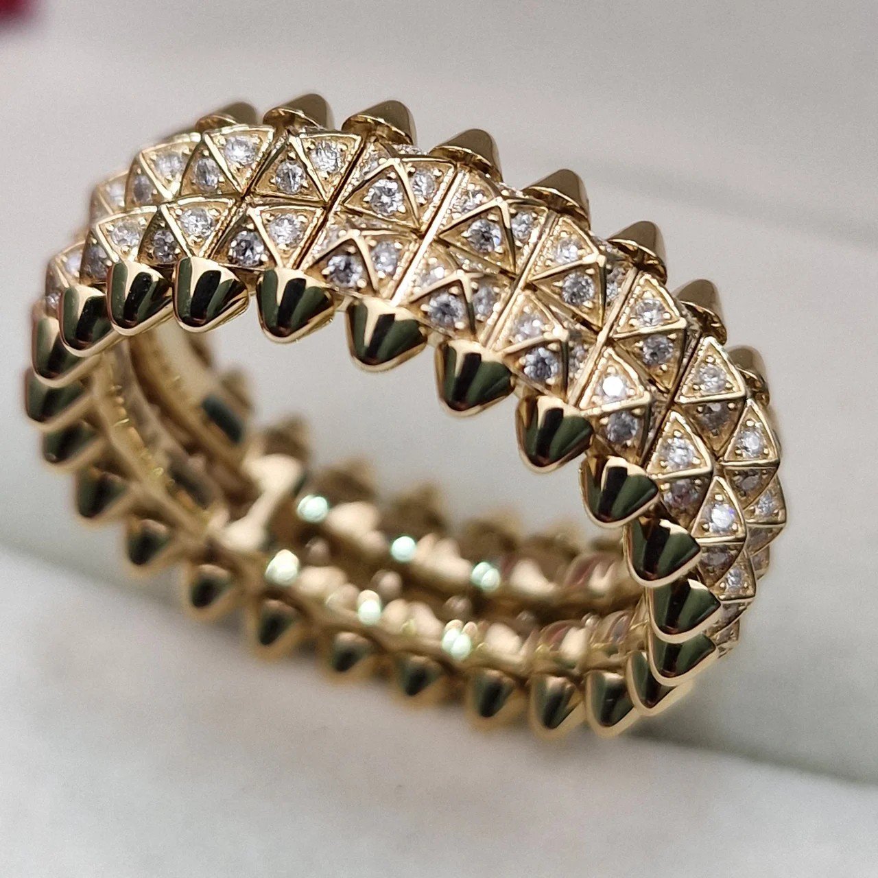 Кольцо Deimantas 106723839 18,5р 10,8гр 0,85ct. купить,NaN