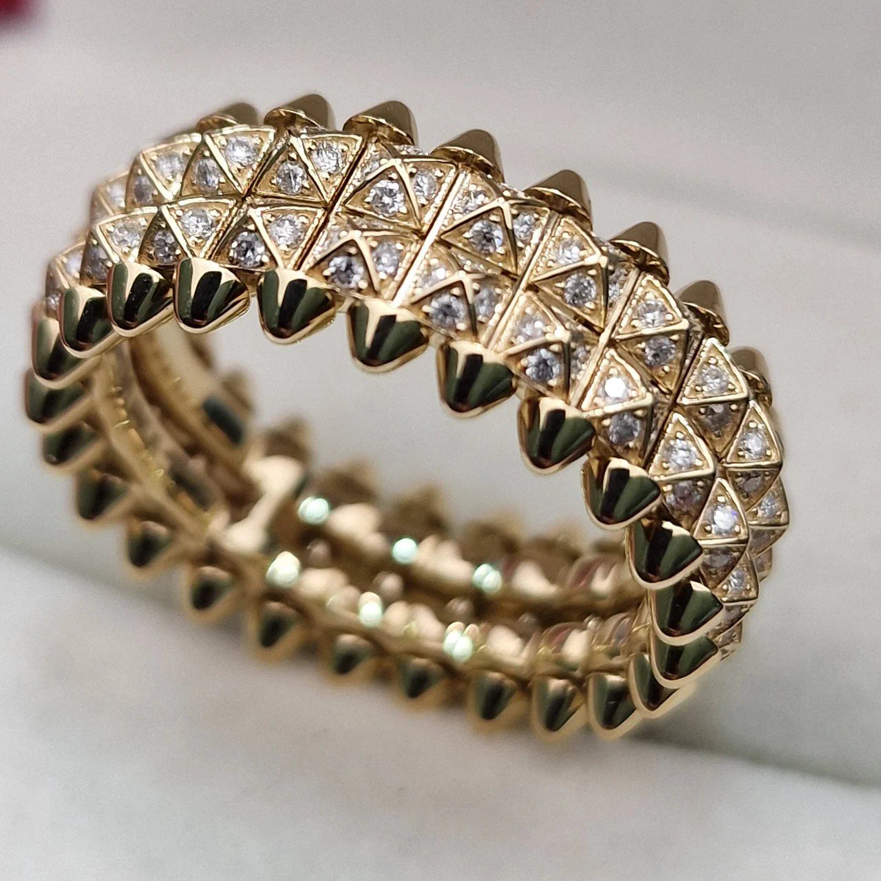 Кольцо Deimantas 106723839 18,5р 10,8гр 0,85ct. купить,NaN