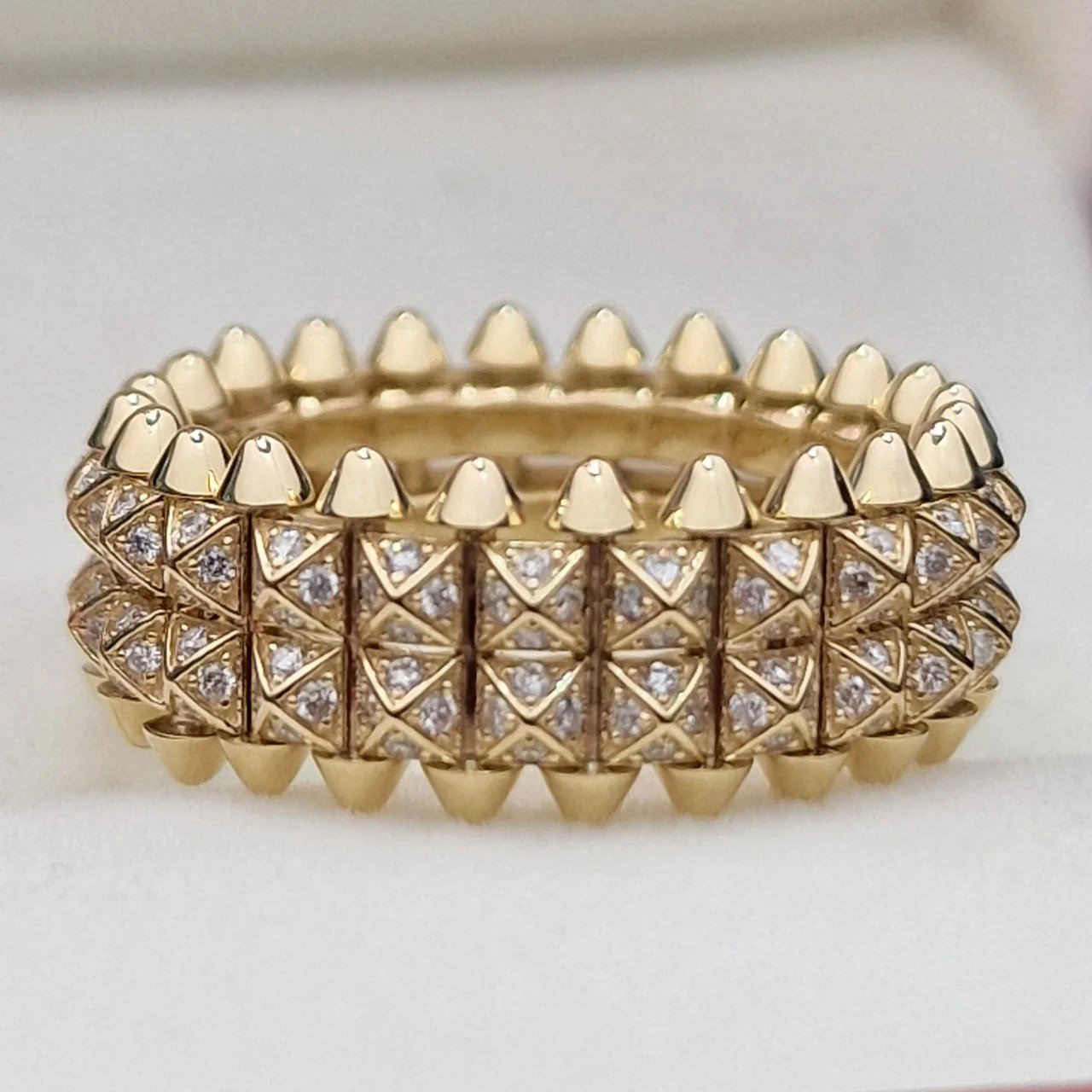 Кольцо Deimantas 106723839 18,5р 10,8гр 0,85ct. купить,NaN