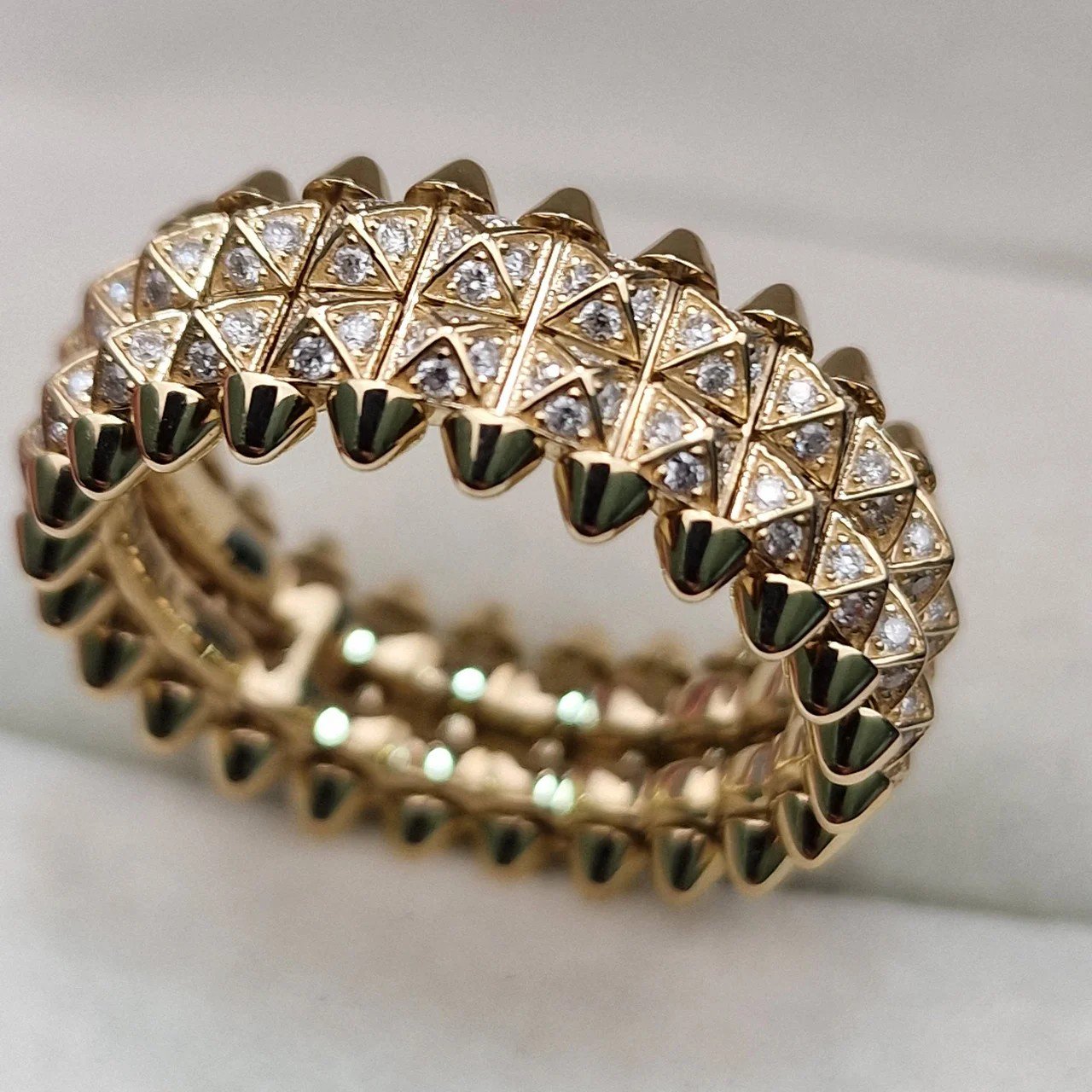 Кольцо Deimantas 106723839 18,5р 10,8гр 0,85ct. купить,NaN