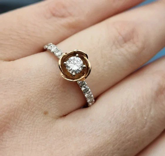 Комплект Deimantas 106737733 17р 0,68ct 0,7ct. купить,NaN