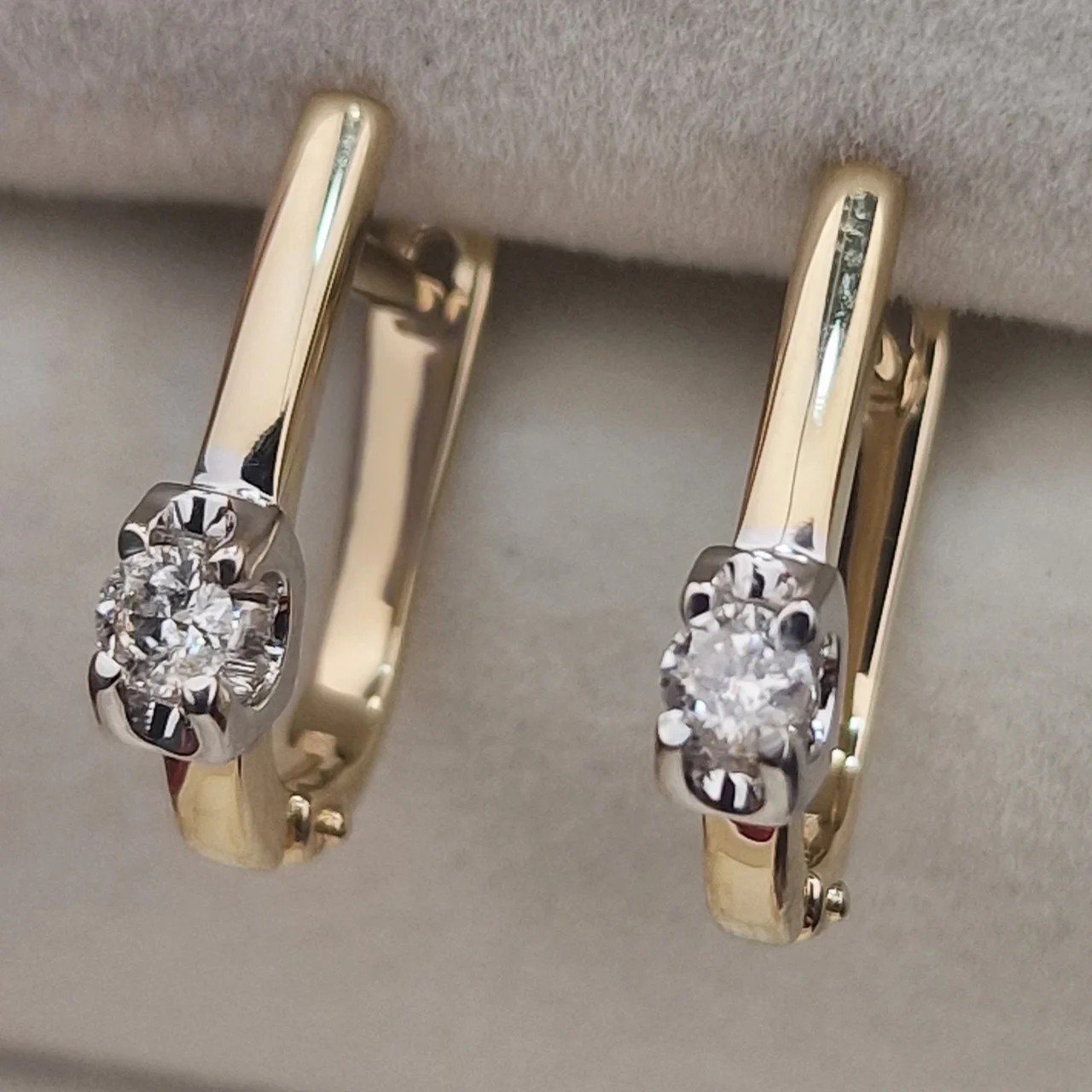 Серьги Deimantas 106798419 2,55гр 0,194ct. купить,NaN
