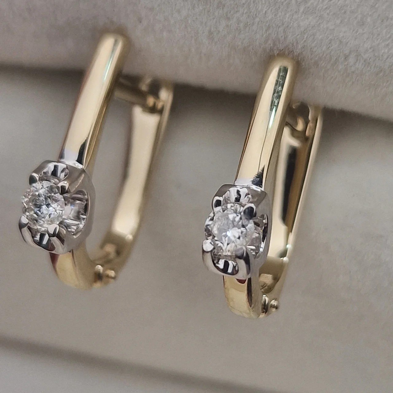 Серьги Deimantas 106798419 2,55гр 0,194ct. купить,NaN