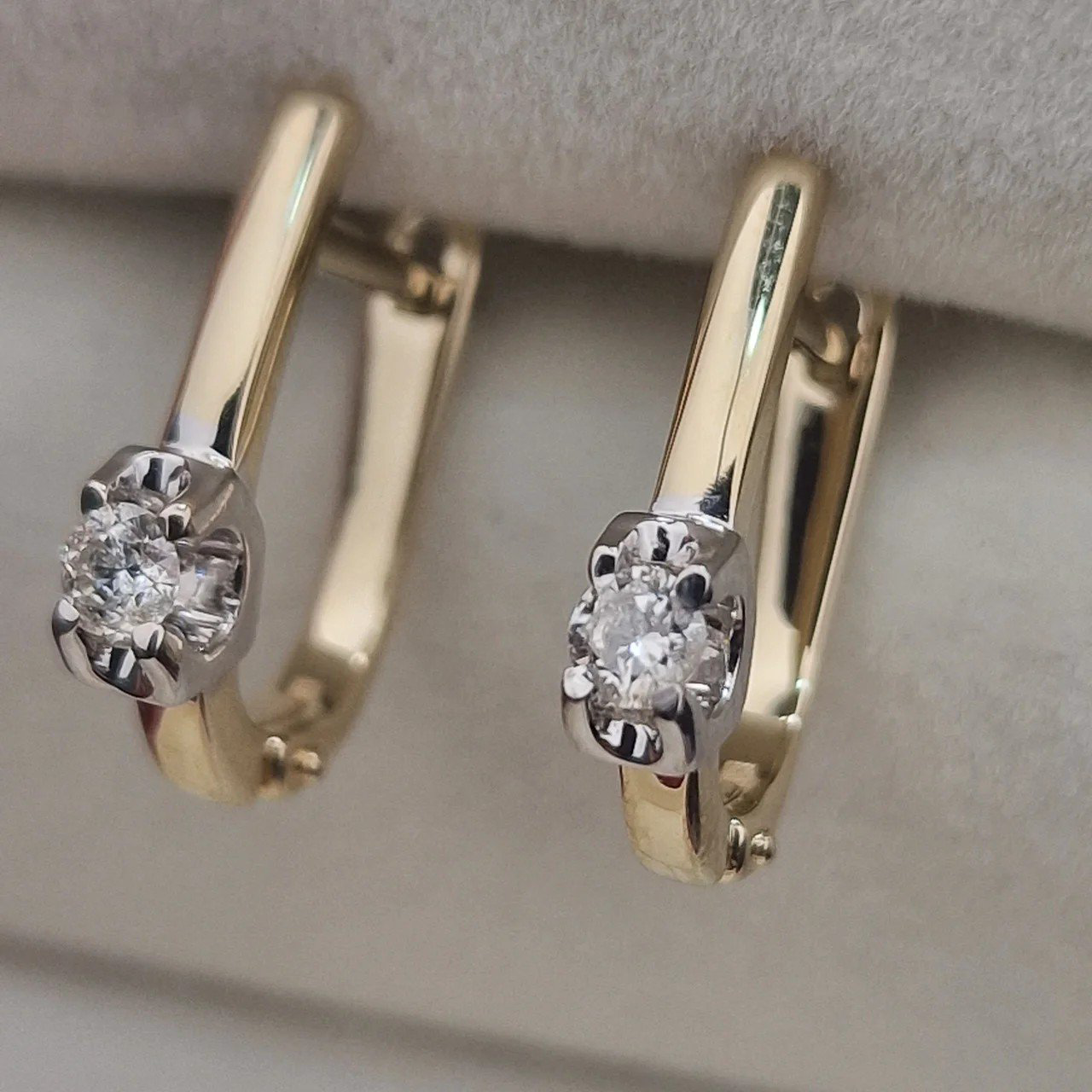 Серьги Deimantas 106798419 2,55гр 0,194ct. купить,NaN