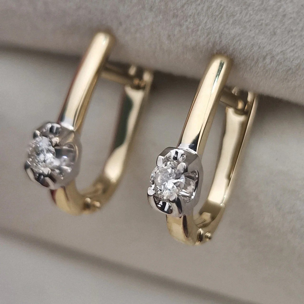 Серьги Deimantas 106798419 2,55гр 0,194ct. купить,NaN