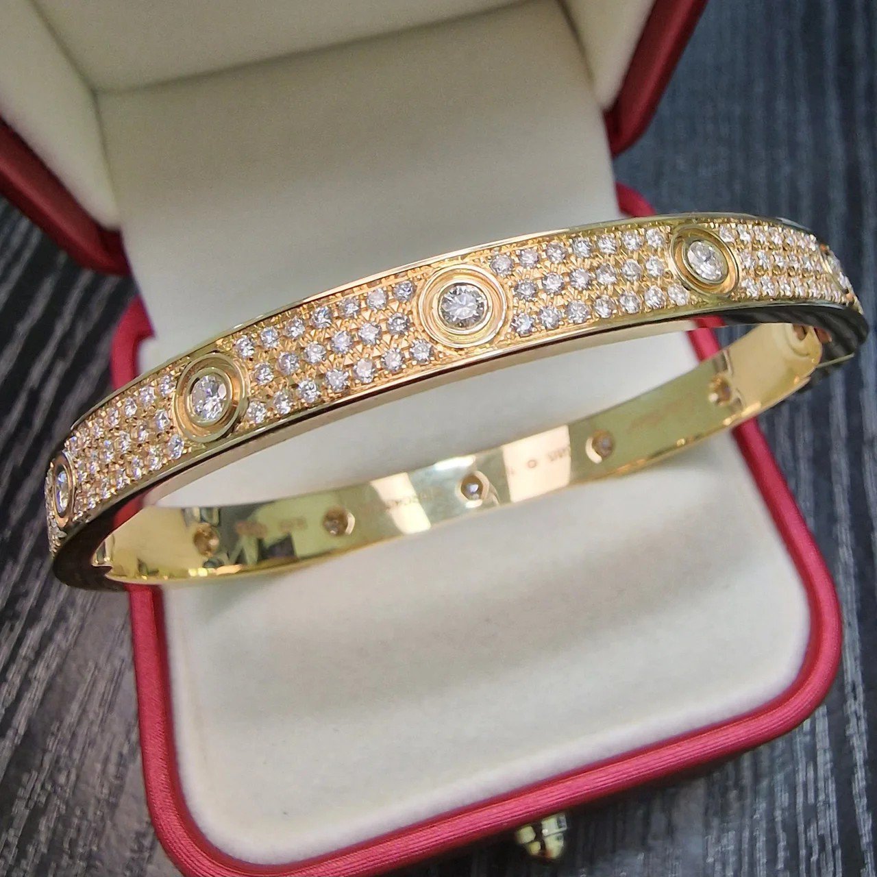 Браслет Deimantas 106723994 18р 38,58гр 3,36ct. купить,NaN