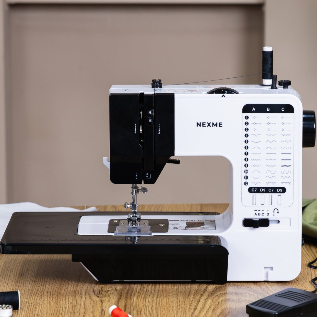 Швейная машина NEXME SM-738 белый, черный - ForteMarket Швейная машина NEXME SM-738 белый, черный купить,29990